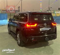 تويوتا لاندكروزر